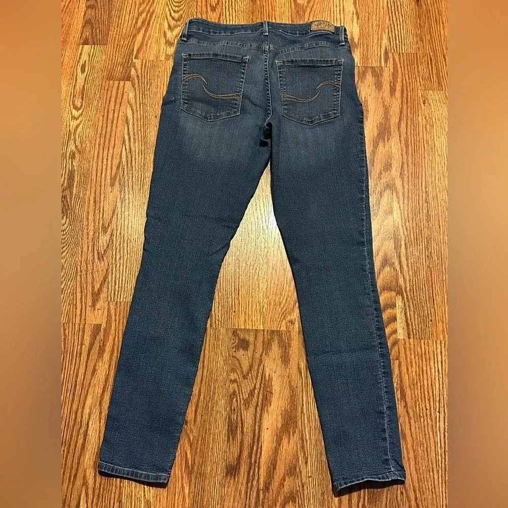 Signature by Levi Strauss signature by